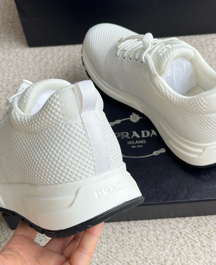 Prada 39/45