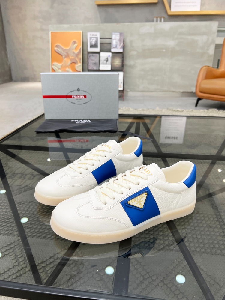 Prada 39/44
