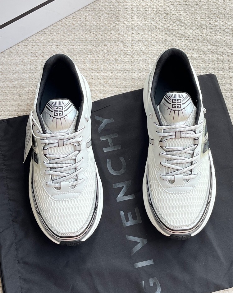 Givenchy 38/45