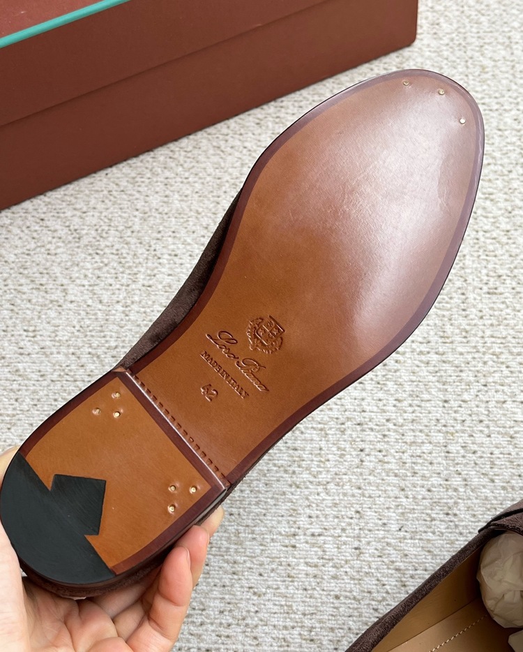 Loro Piana 38-45