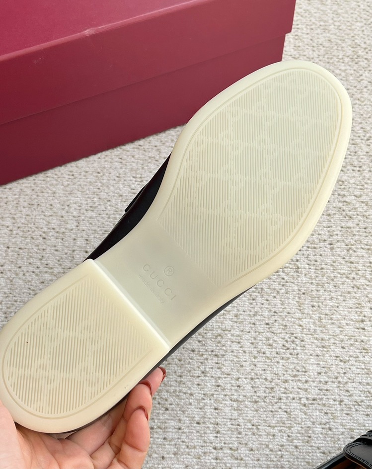 Gucci 39-44