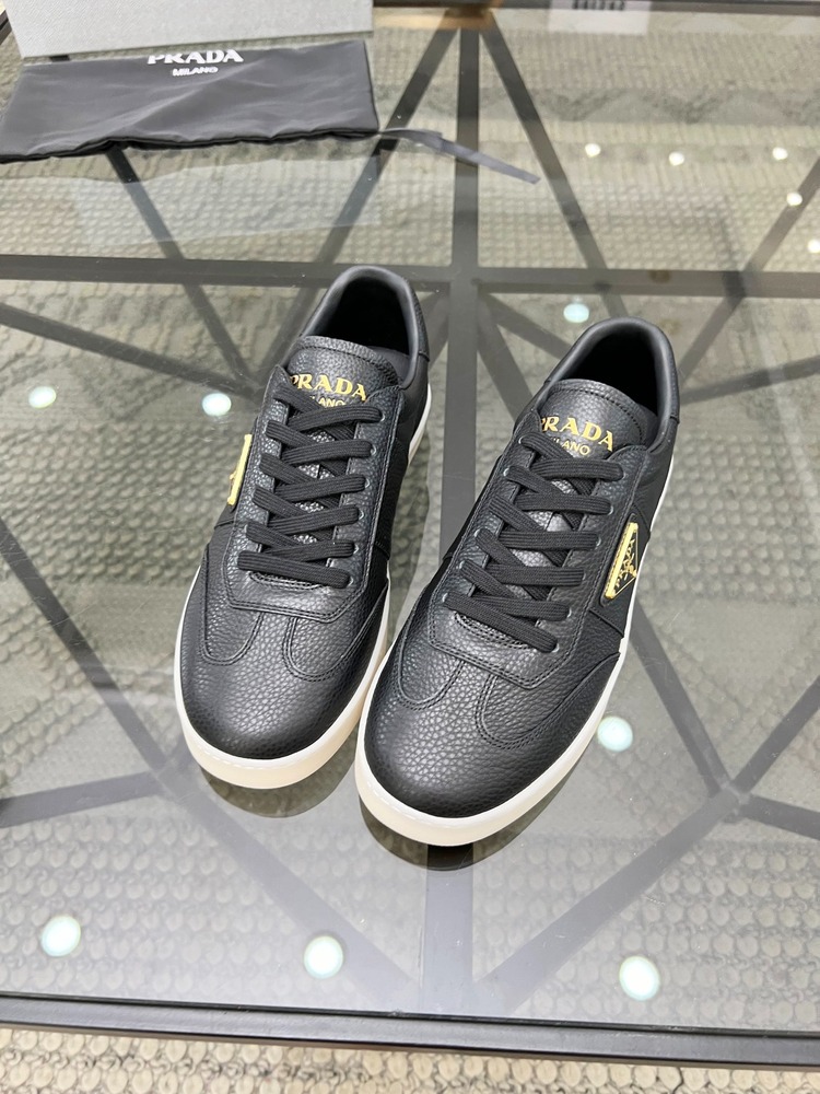 Prada 39/44