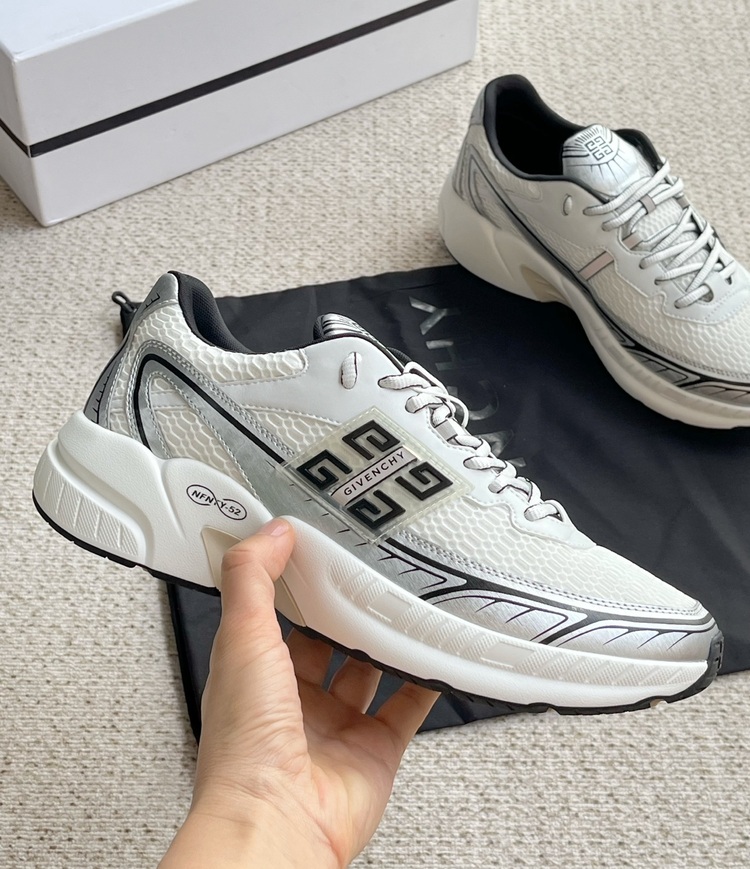Givenchy 38/45