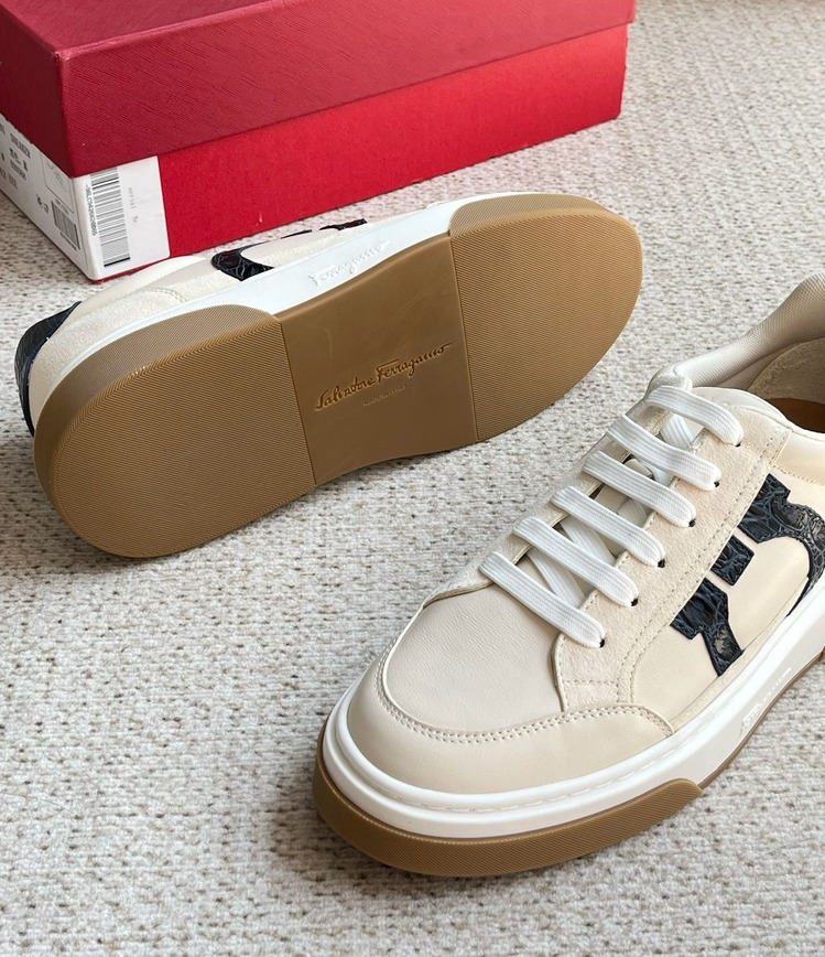 Salvatore Ferragamo Gancini 39-44
