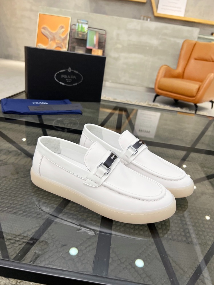 Prada 39/44