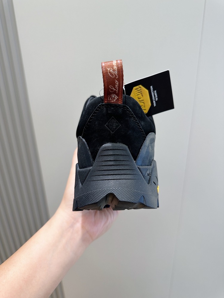 Loro Piana 38-45