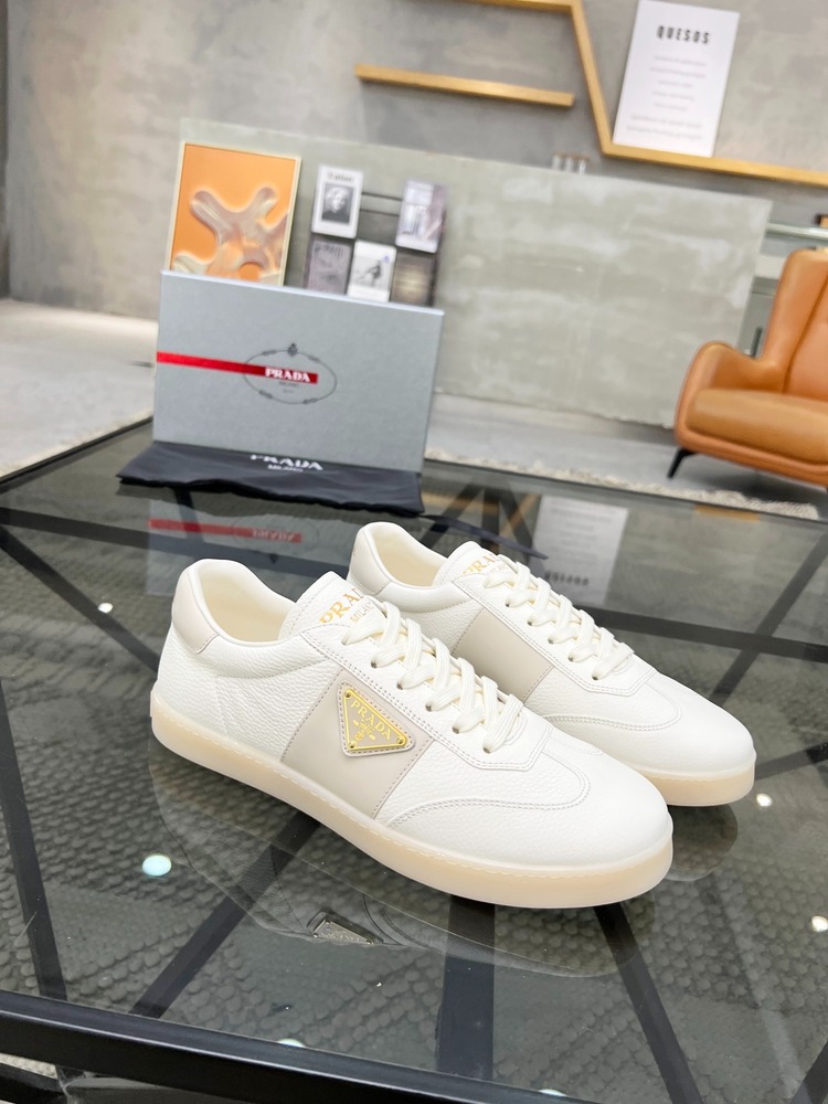 Prada 39/44