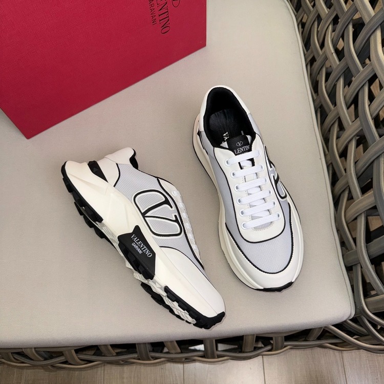 Valentino 39-45