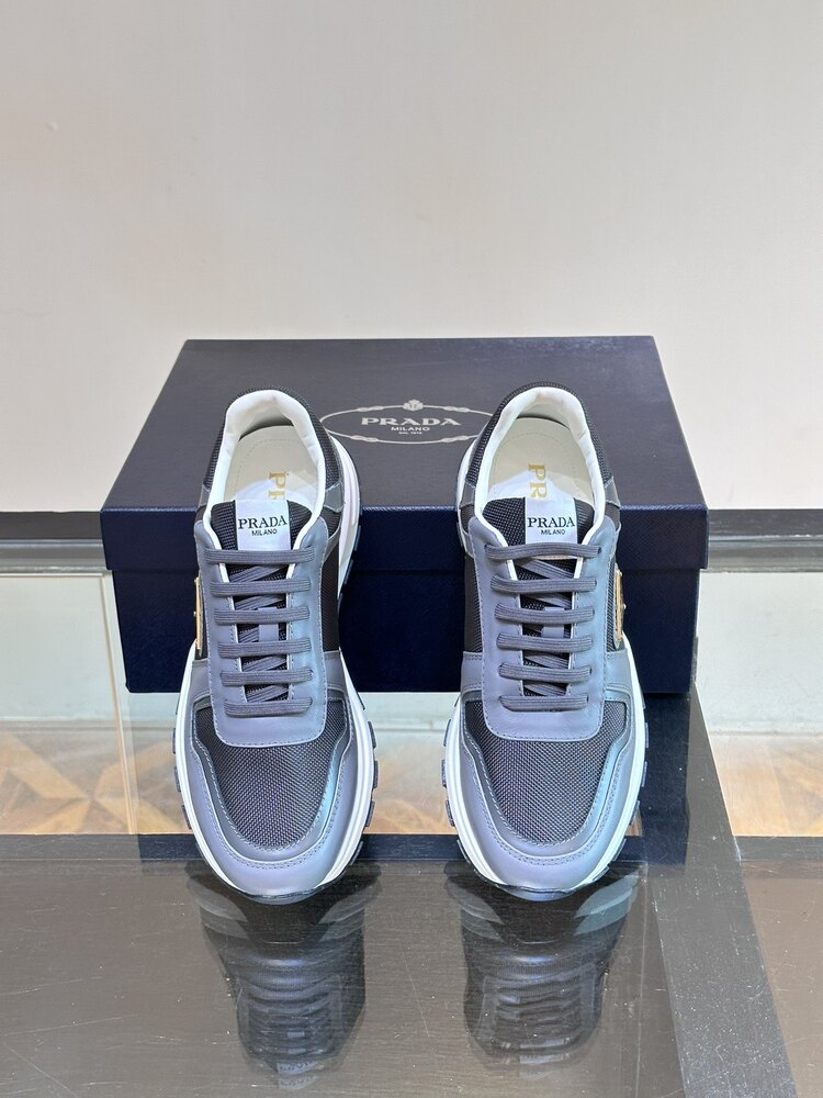Prada 39-44