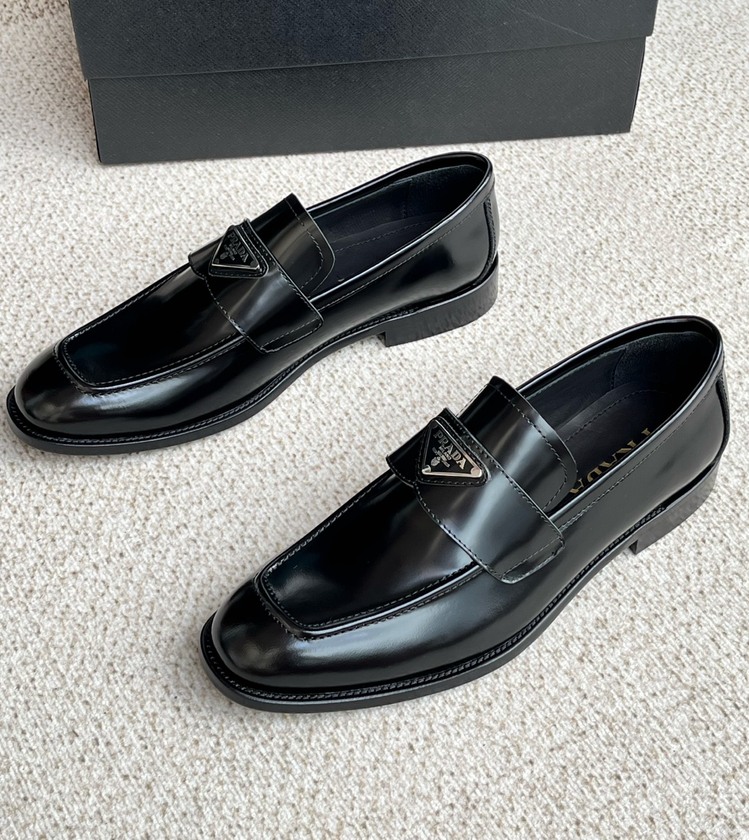 Prada 39/45