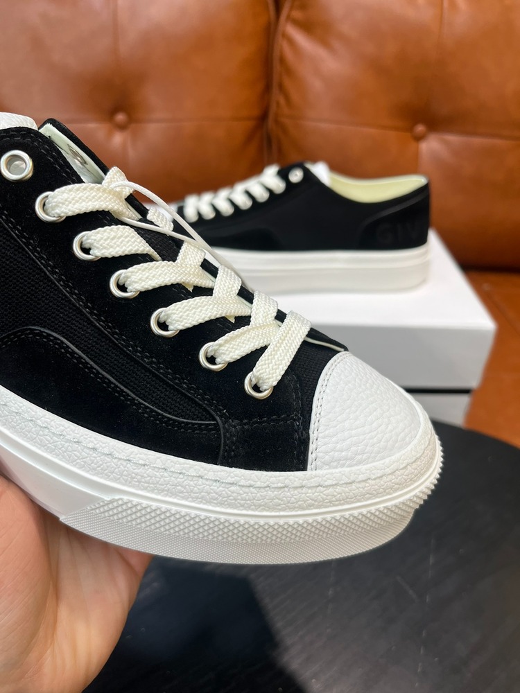 Givenchy 38/45