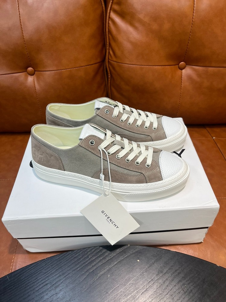 Givenchy 38/45