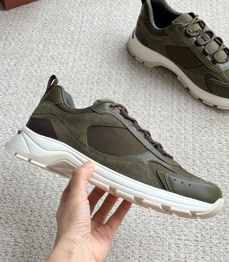 Loro Piana 39-45