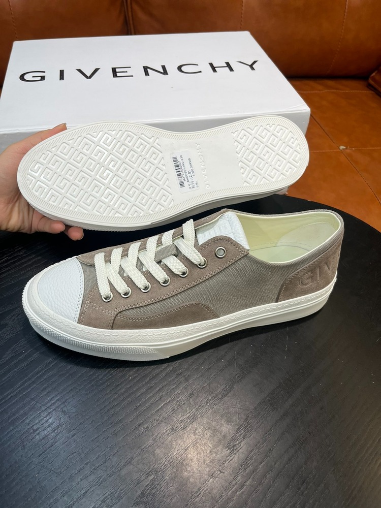 Givenchy 38/45