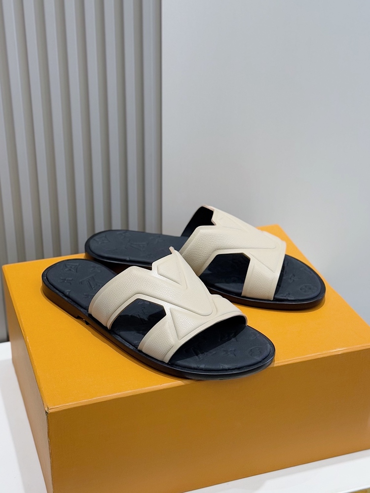 LV Oasis Mule 38-46