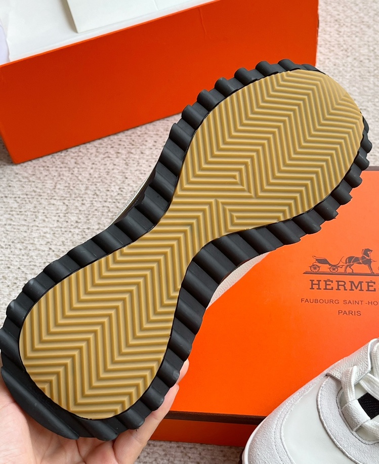 Hermes 39/45