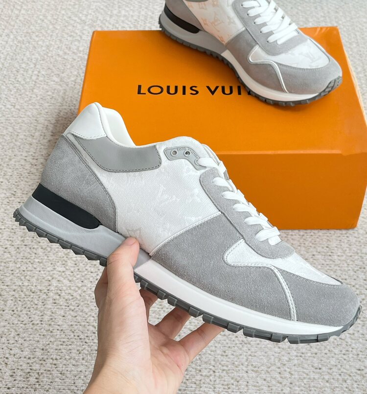Louis Vuitton 39/45