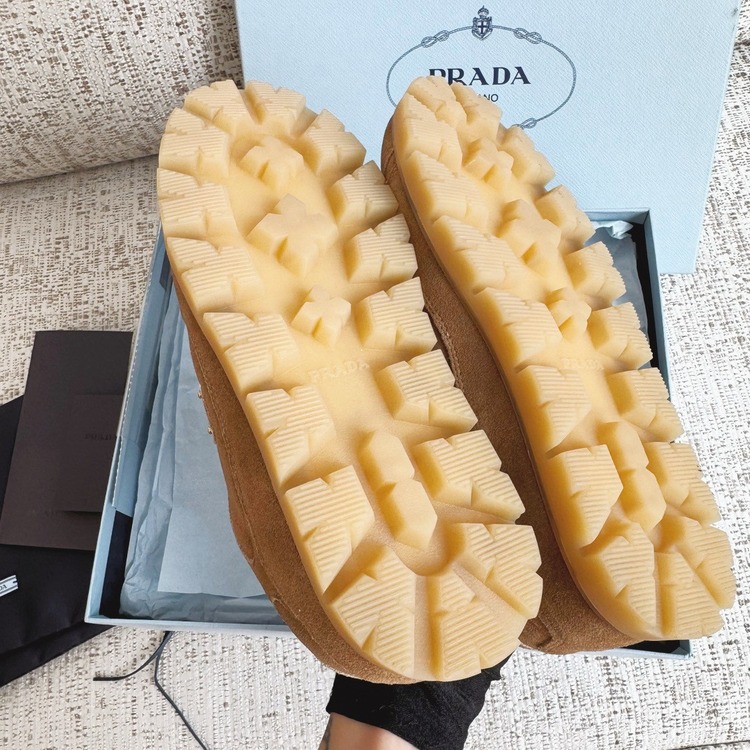 Prada 38/45