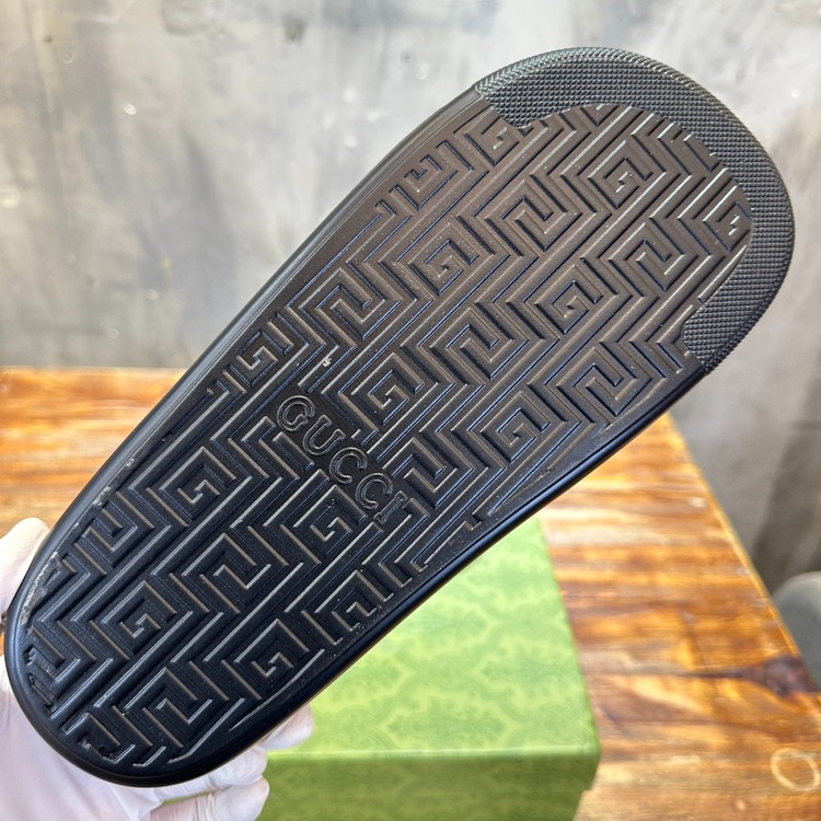 Gucci 39-45