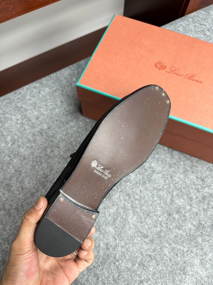 Loro Piana 38-46