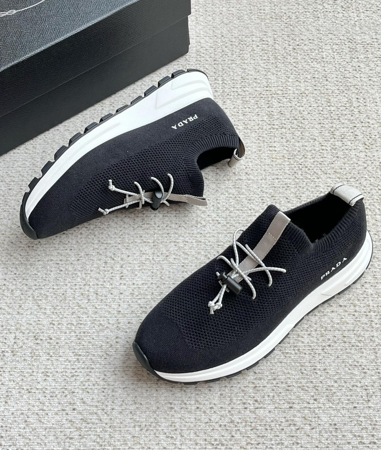 Prada 39/44