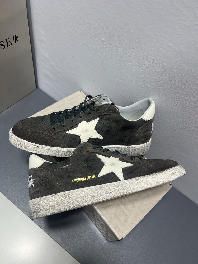 Golden Goose Leather low-top sneakers 35-47