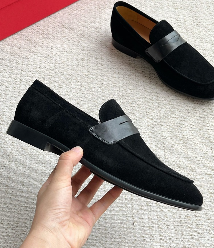 Salvatore Ferragamo 39-44