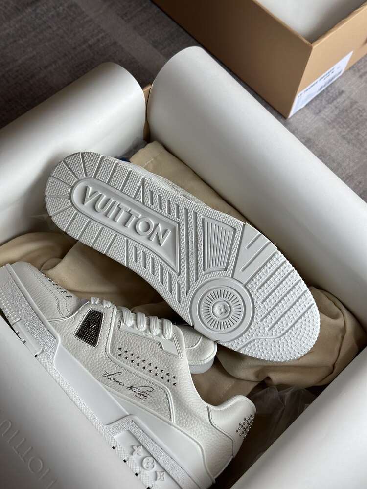 Louis Vuitton 39/45