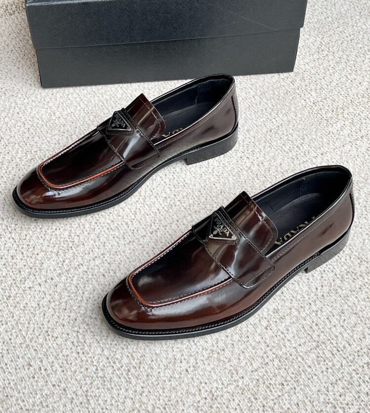 Prada 39/45