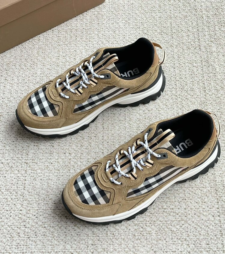 Burberry 39-44