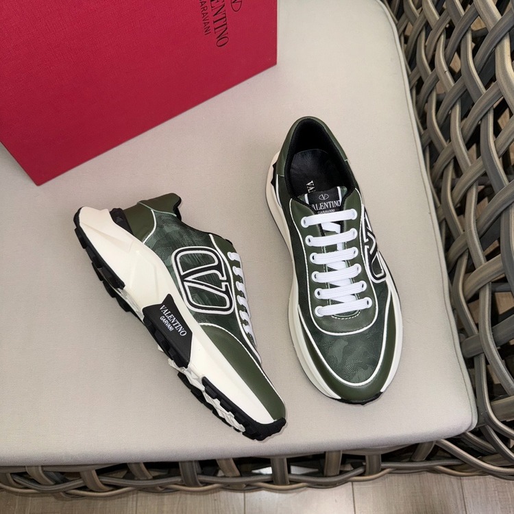 Valentino 39-45