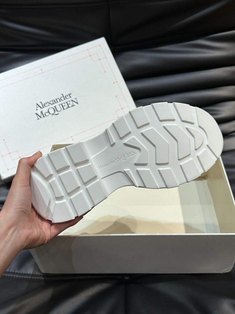 Alexander McQueen 38-47