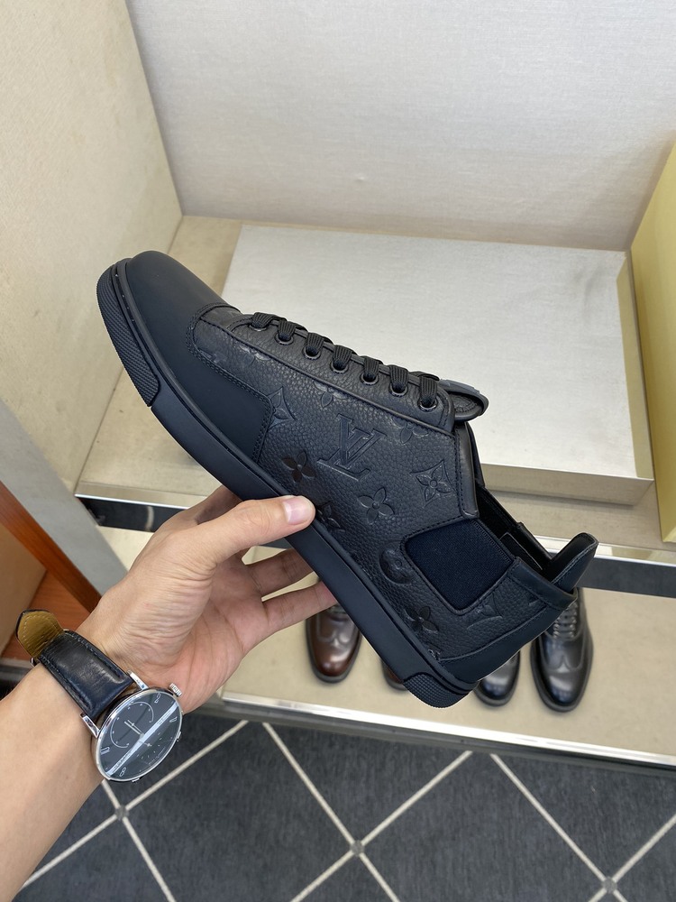 Louis Vuitton 39/45
