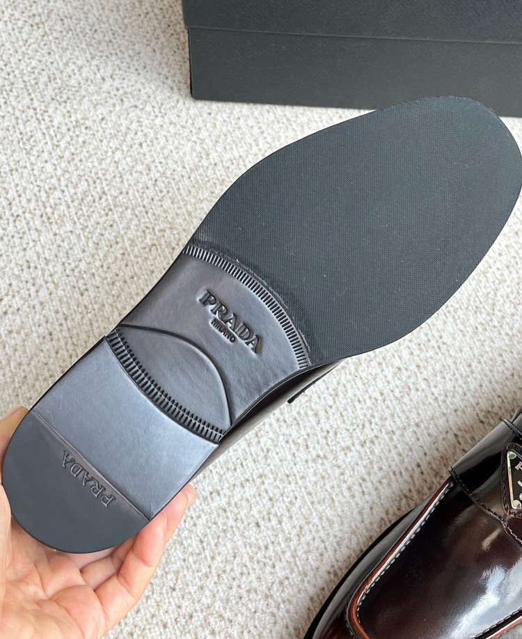 Prada 39/45