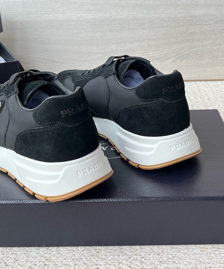 Prada 39-45