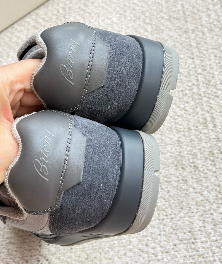 Brioni 39-44