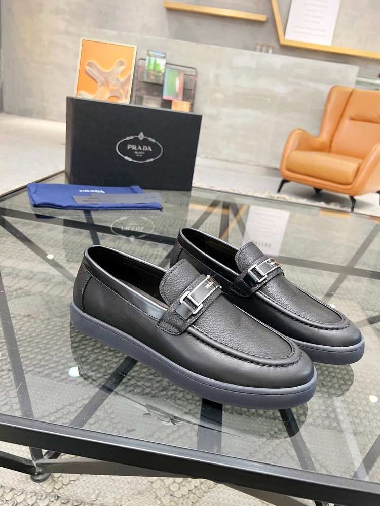 Prada 39/44