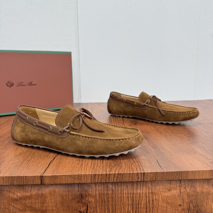 Loro Piana 39-45