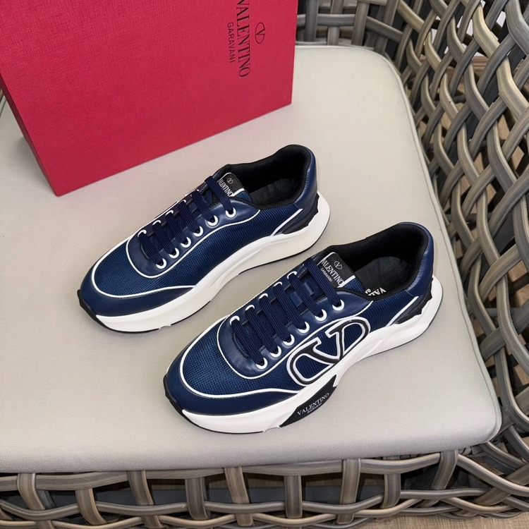 Valentino 39-45