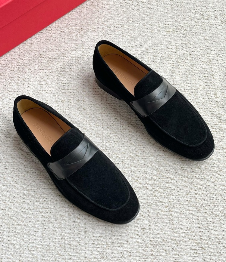 Salvatore Ferragamo 39-44