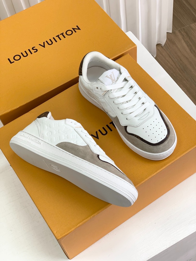 Louis Vuitton 35/44