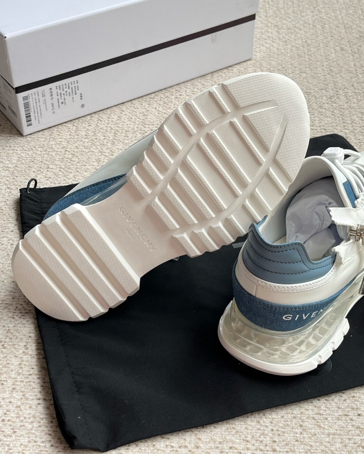 Givenchy 39/45