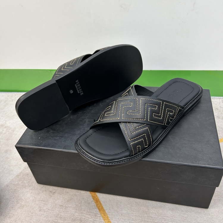 Versace 39-45