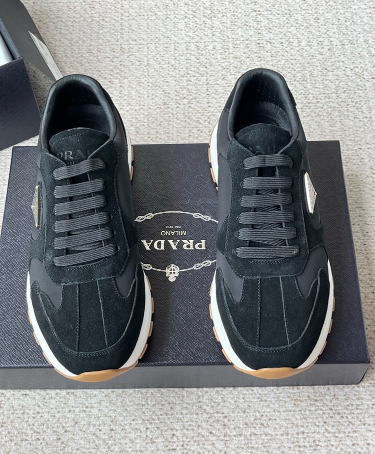 Prada 39-45