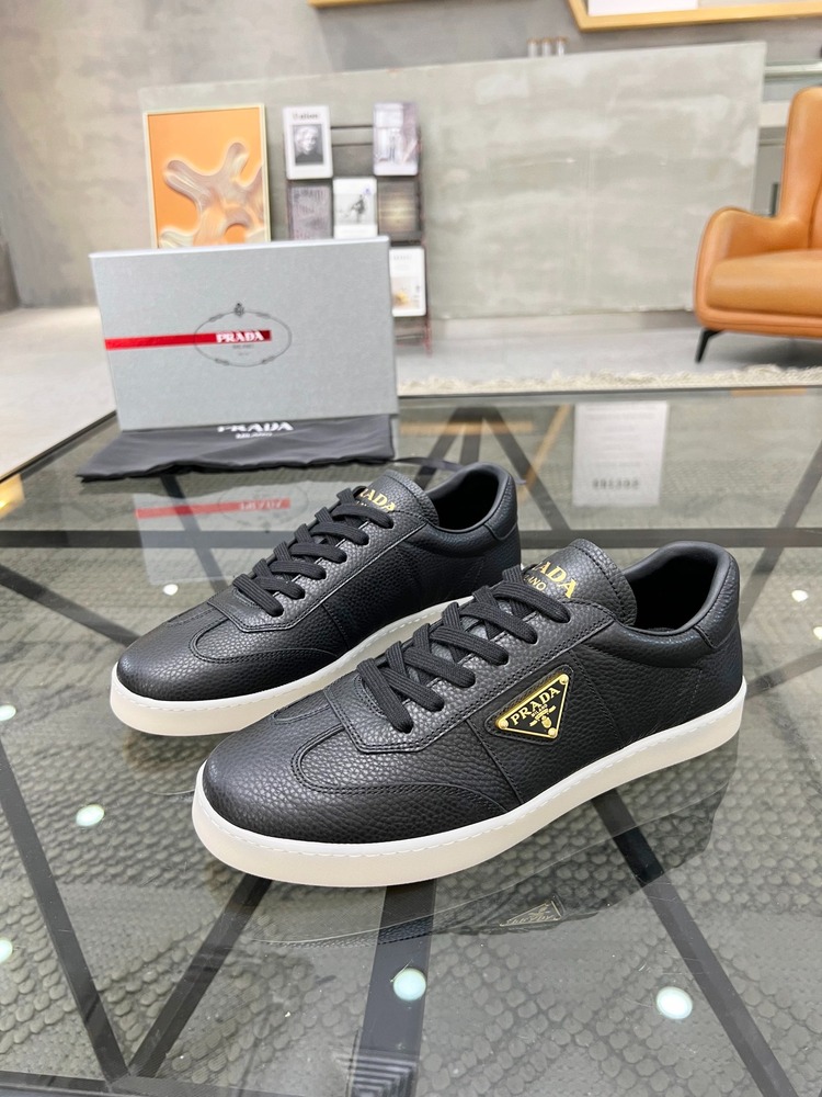 Prada 39/44