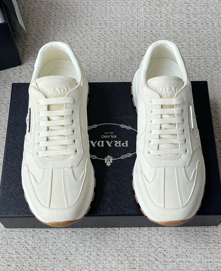 Prada 39-45