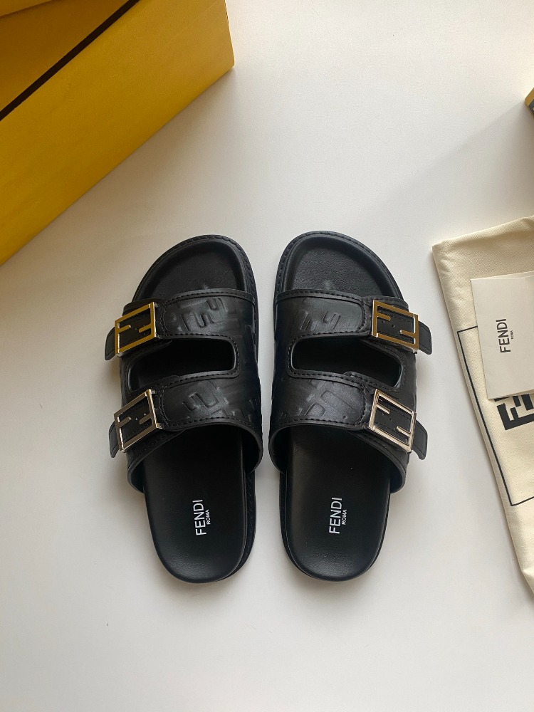Fendi Feel Sandals Fabric Brown 39-46
