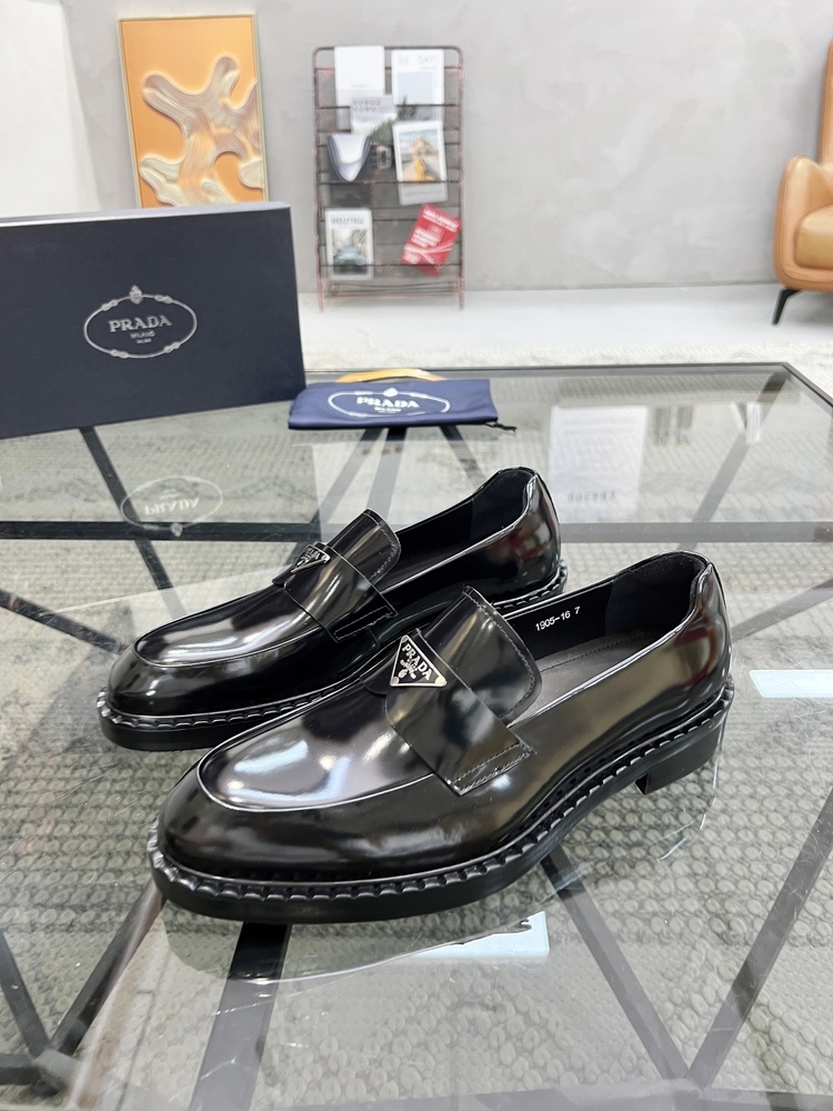 Prada 39/45