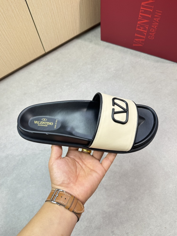 Valentino 38/46
