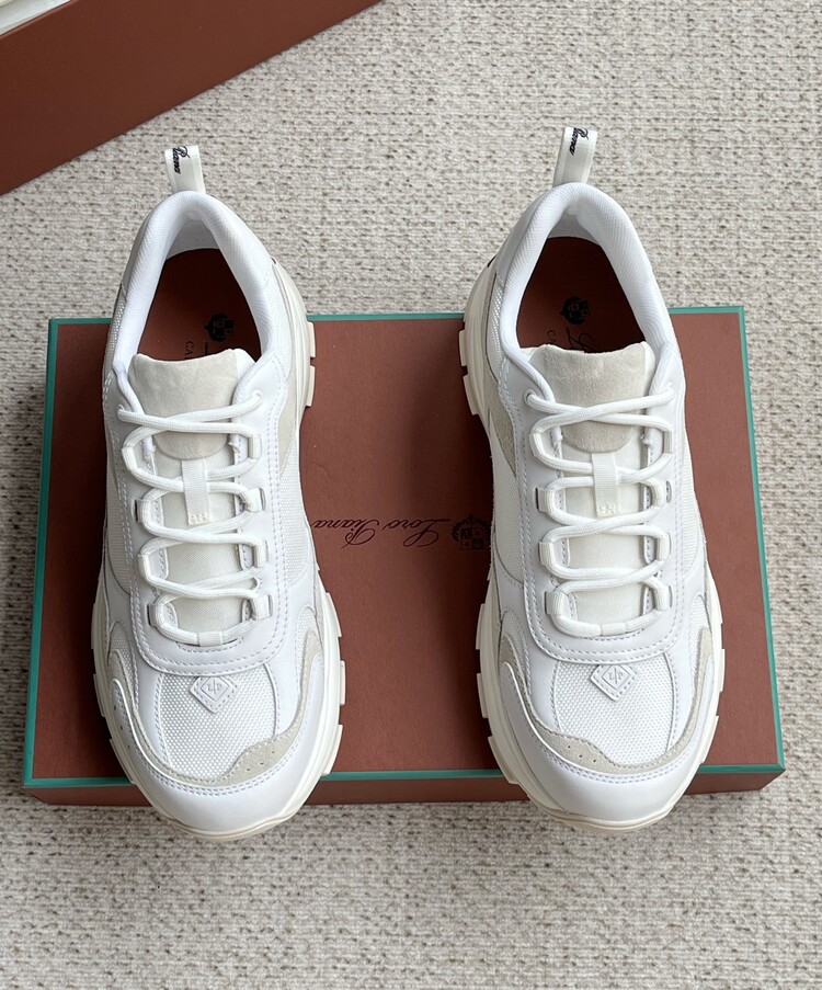 Loro Piana 39-45